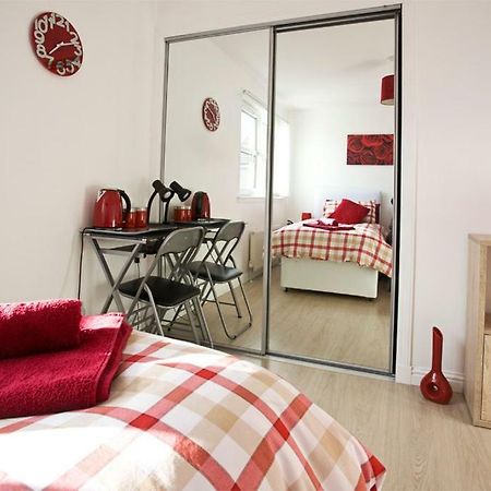 אדינבורו Gala Rooms Homestay - Free Parking מראה חיצוני תמונה